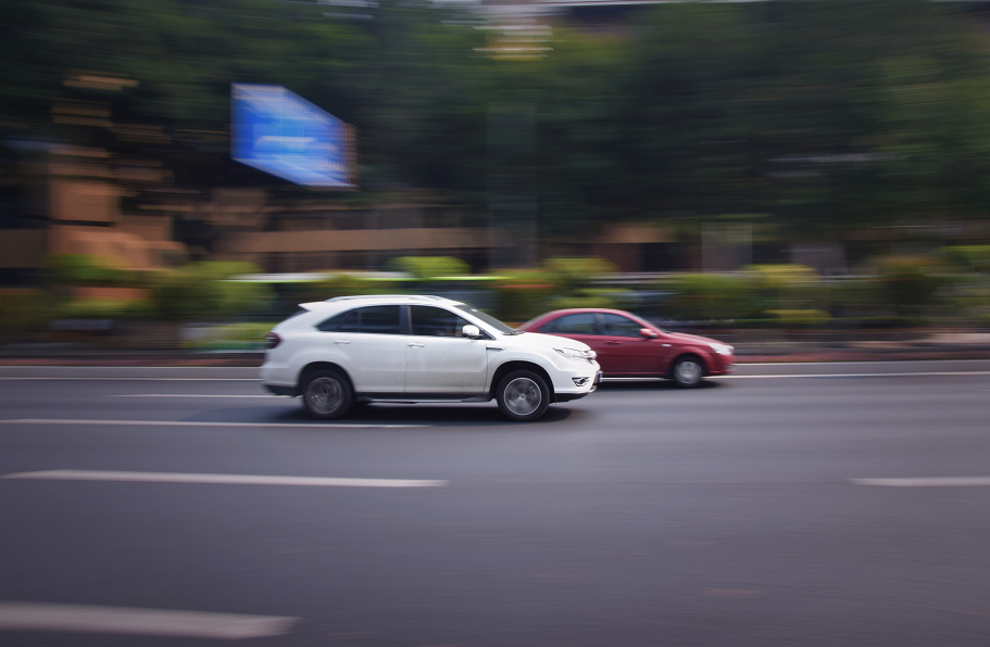 《追逐》 作者：王明珠.png