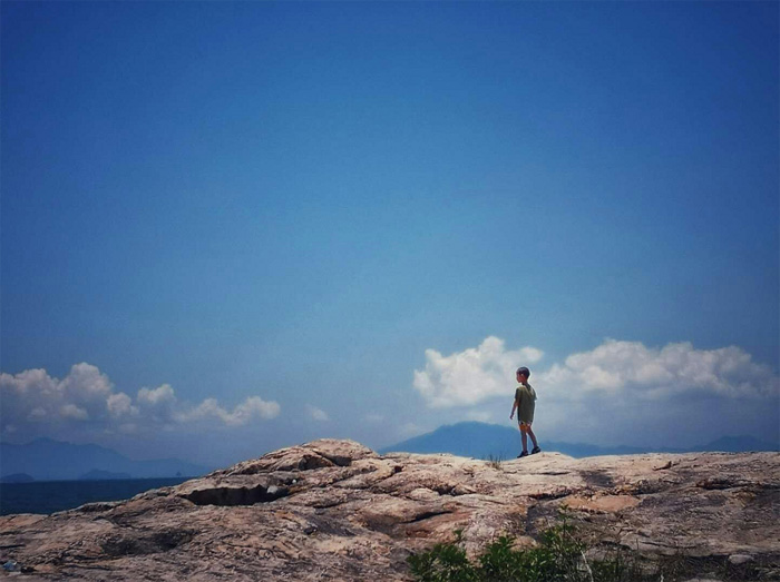 1532588841525873.jpg 《烈日下的探索》 作者:宁静 副本.jpg