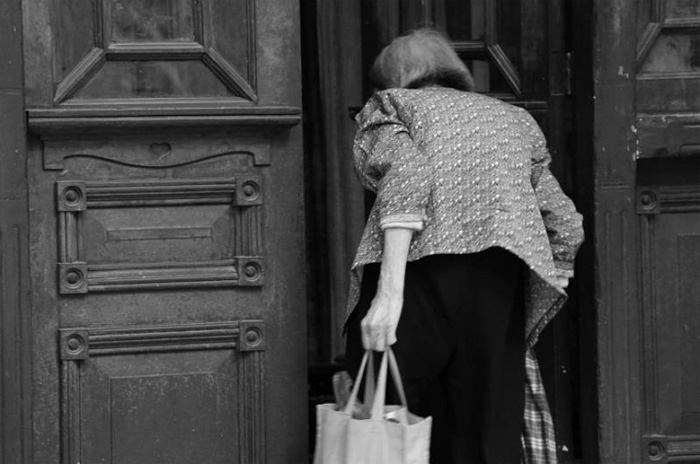 《暮年》作者：墨璃 副本.jpg