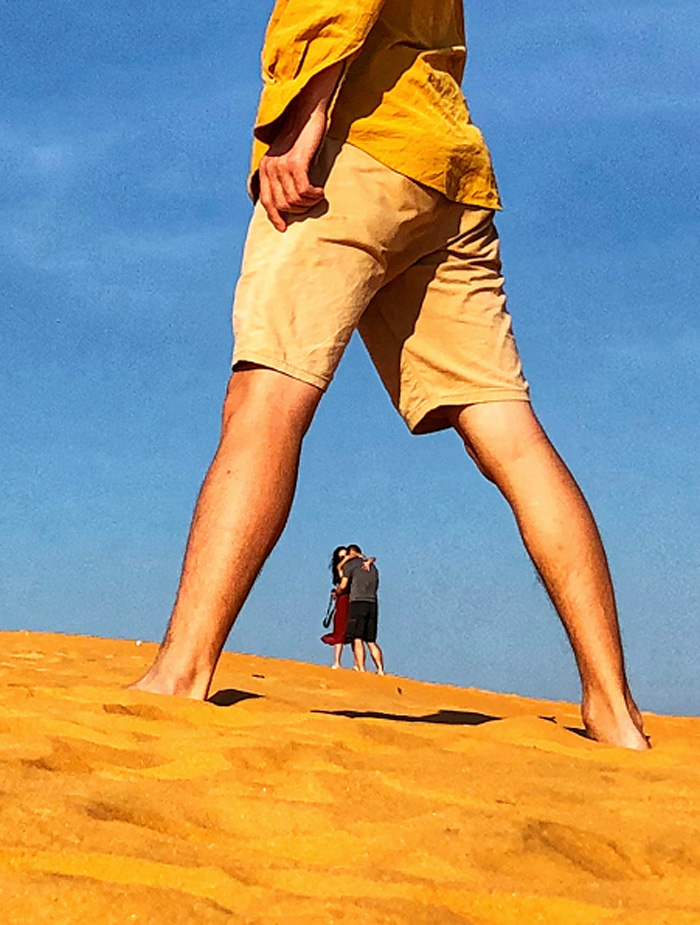 8号作品《身后风景》作者：徐欢洋 副本.jpg